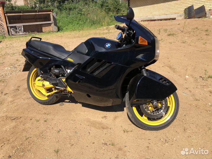 BMW K1
