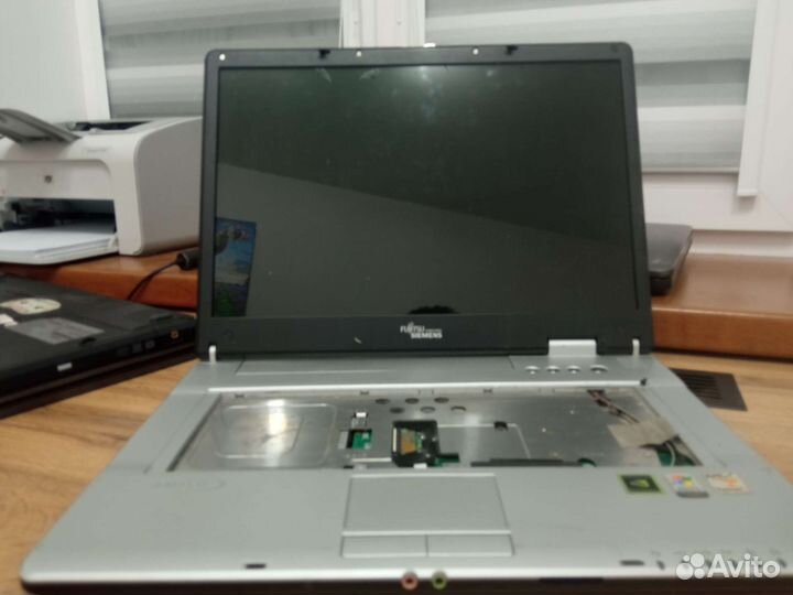 Fujitsu siemens amilo PA 1538