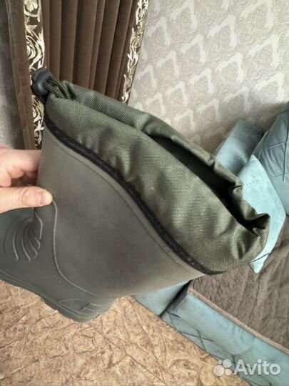 Резиновые сапоги