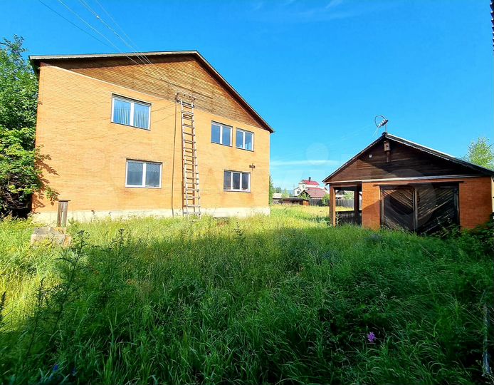 Дом 265,1 м² на участке 14,3 сот.