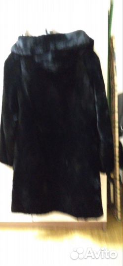Шуба мутоновая с капюшоном 44
