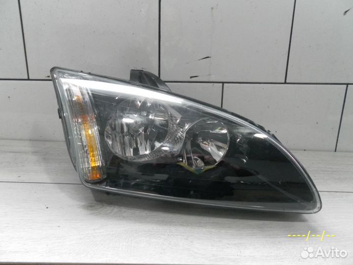 Фара передняя правая чёрная ford focus 2 до рест