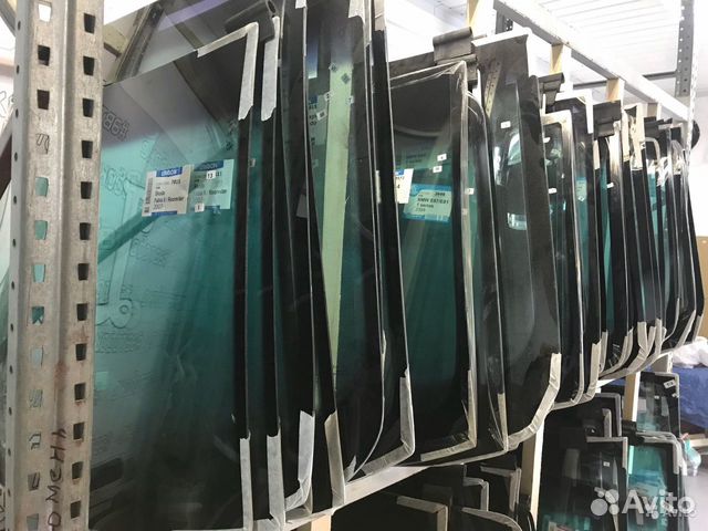 Лобовое стекло Hyundai H-1, Starex 2