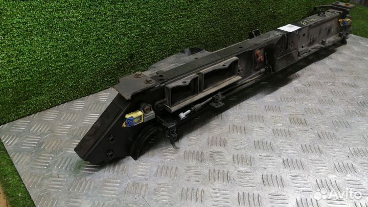 Рамка радиатора Kia Sportage