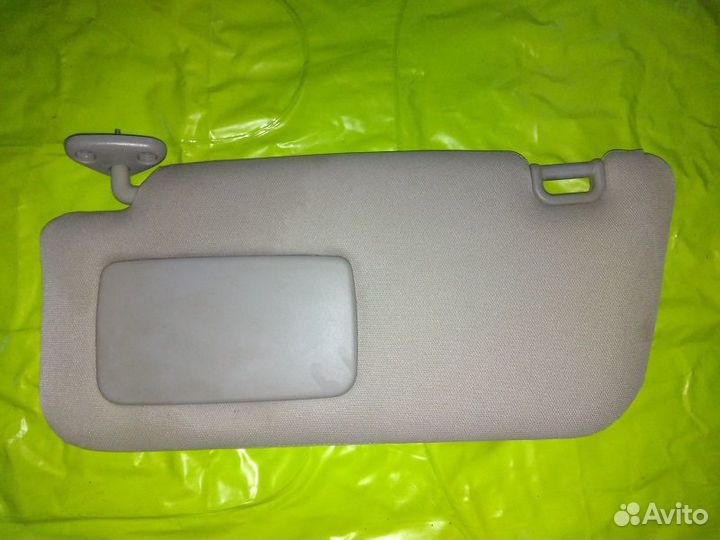 Козырек солнечный на Subaru Forester SG5 2002-2007