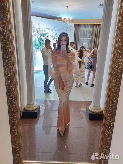 Вечернее платье в пол