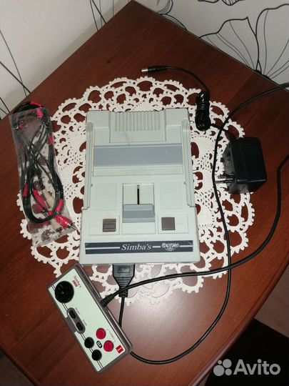 Игровая приставка Dendy Simba's