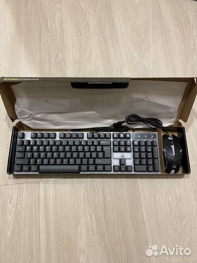 Игровая клавиатура и мышь