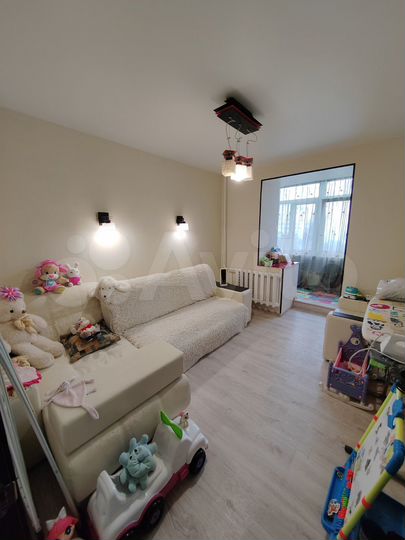 3-к. квартира, 65 м², 4/10 эт.