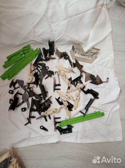 Запчасти на вязальную машинку Brother KH 860