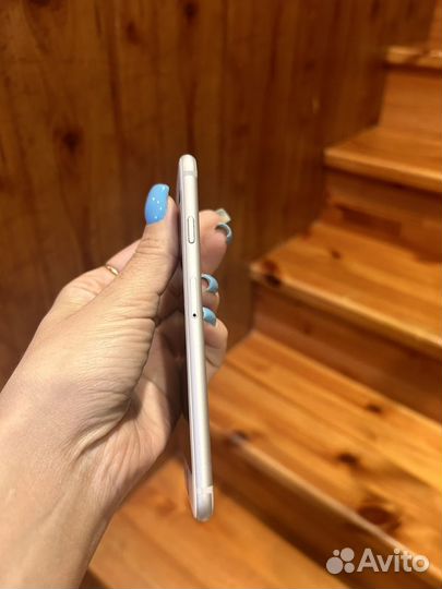 iPhone 6S, 64 ГБ