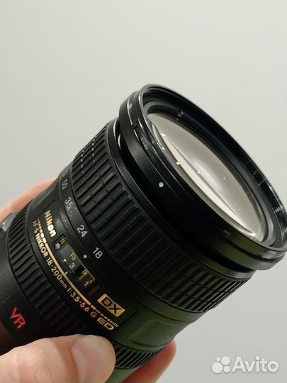 Объектив nikon 18-200