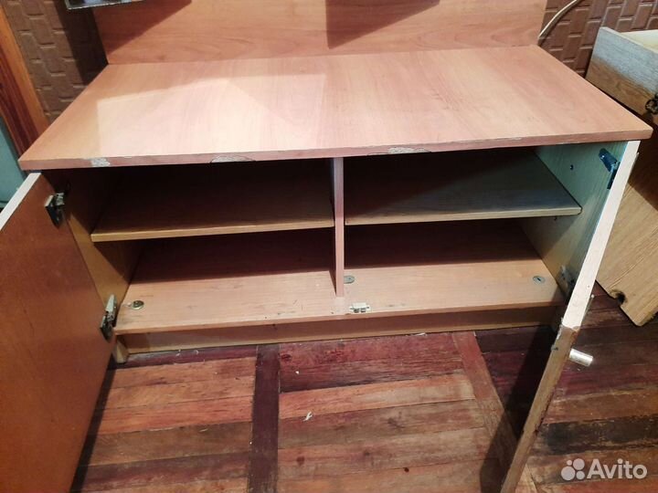 Тумба- трельяж