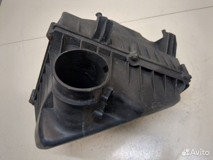 Корпус воздушного фильтра Volvo V70, 2009