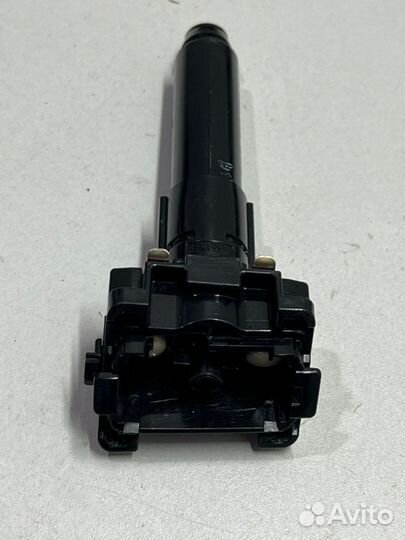 Омыватель фар передний левый Toyota Camry V70