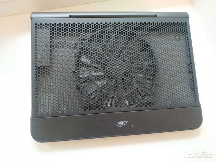 Продам подставку с вентиляторами для ноутбука