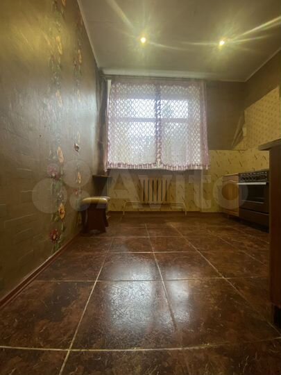4-к. квартира, 81,6 м², 1/2 эт.