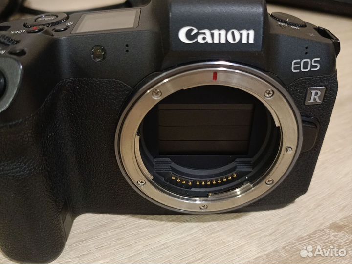 Canon EOS r