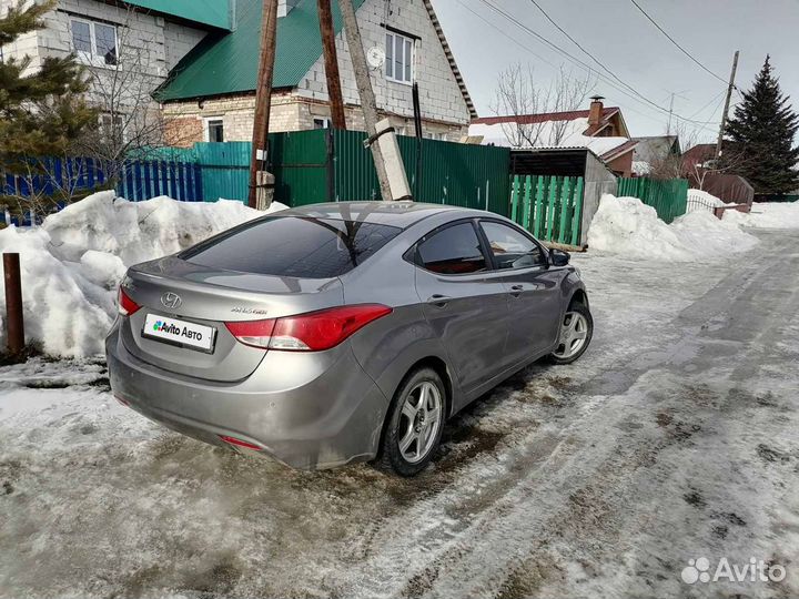 Hyundai Avante 1.6 AT, 2011, 250 000 км