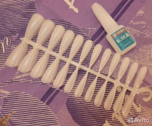 Типсы для наращивания ногтей с клеем