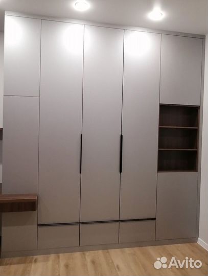 Стенка в гостиную