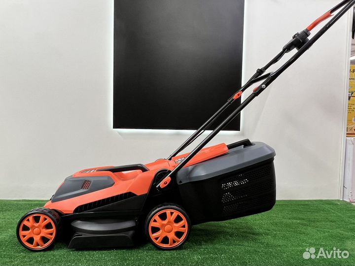 Газонокосилка электр Patriot PT1433E(32см, 1,4кВт)