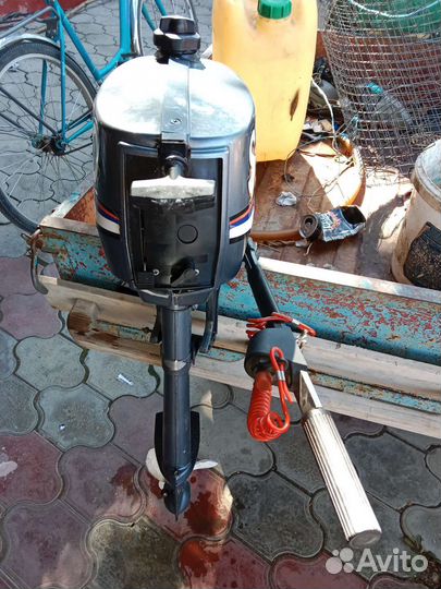 Лодочный мотор