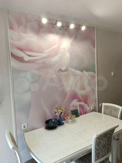 2-к. квартира, 66 м², 8/10 эт.