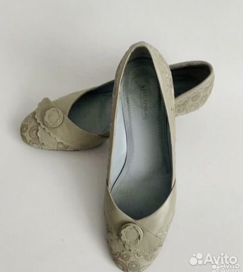 Бежевые туфли 40 megapolisline лодочки