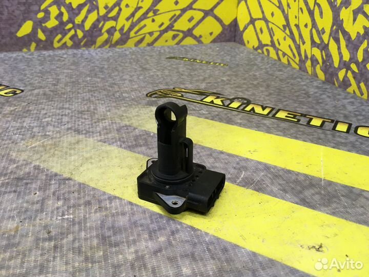 Датчик расхода воздуха дмрв Тойота Авенсис Т25 1.8