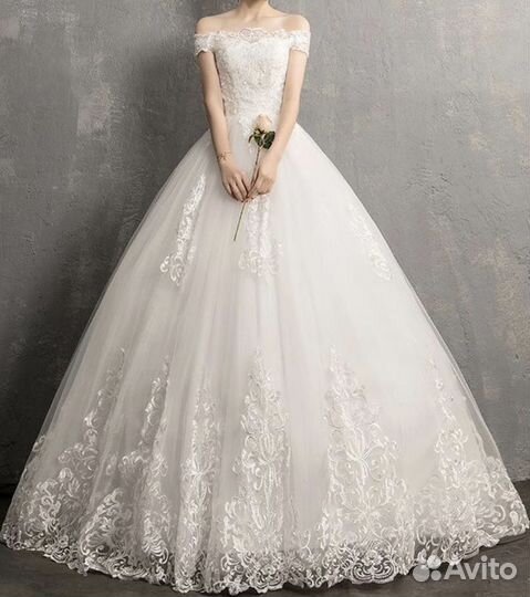 Свадебное платье 44 46 бу