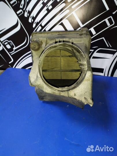 Корпус воздушного фильтра BMW 5' E39