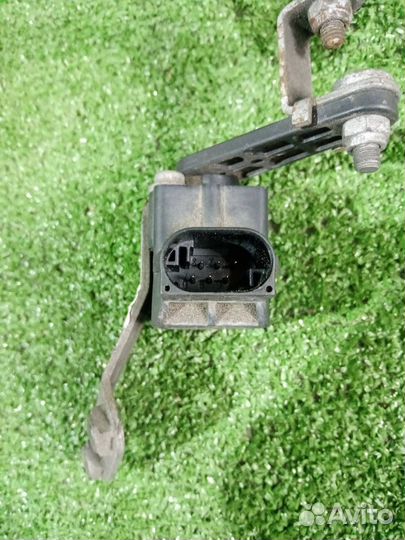 Датчик положения кузова задний Bmw Z4 E85 M54