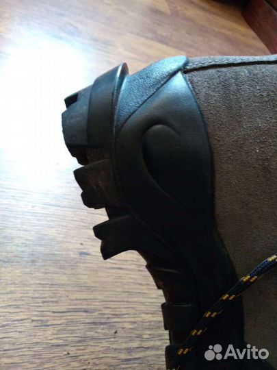 Альпинистские ботинки