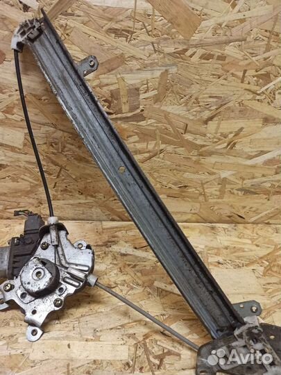 Стеклоподъемник передний правый Lancer 9