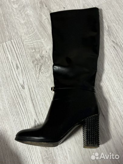 Сапоги женские высокие 37