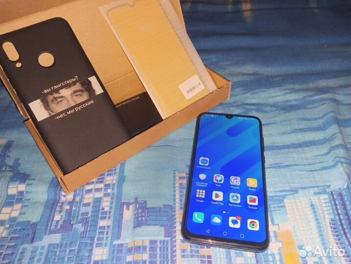 HONOR 10 Lite, 3/64 ГБ