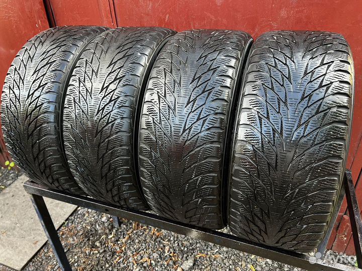 Nokian Tyres Hakkapeliitta R2 225/50 R17 98R