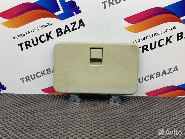 Крышка бардачка Iveco Stralis