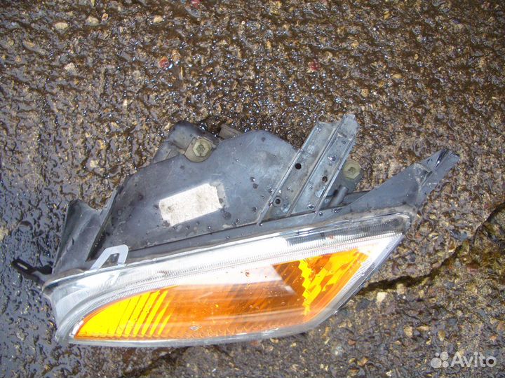 Фара левая Форд Фьюжн с05-12г
