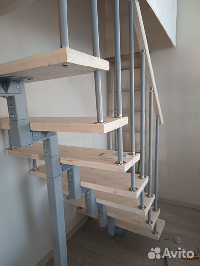 Лестницы и ограждения перила ступени