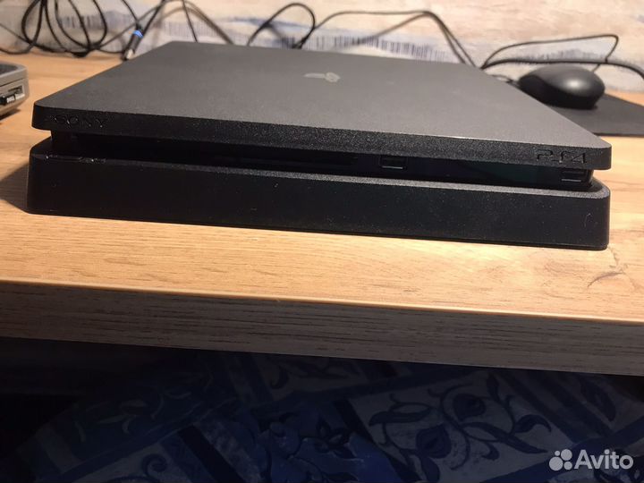 Sony Playstation 4 Slim