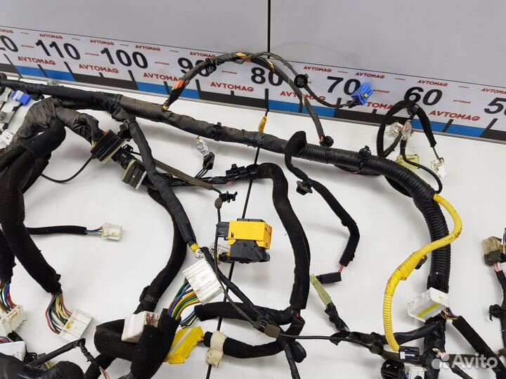 Электропроводка под торпедо (Kia Cerato)