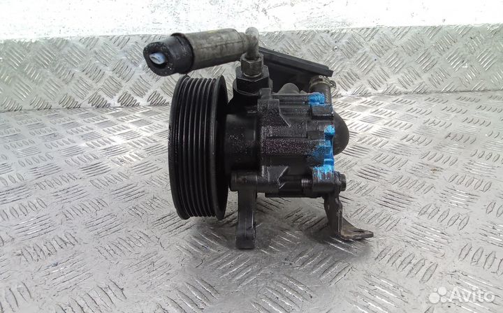 Насос гидроусилителя Mercedes-Benz CLS-Class