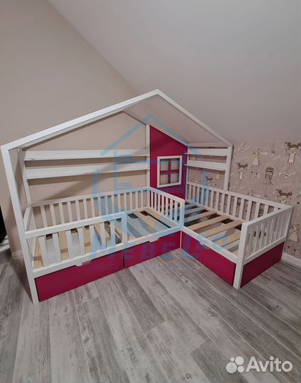 Детская кровать домик