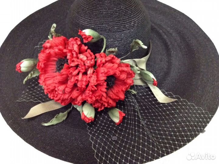 Шляпа женская соломенная