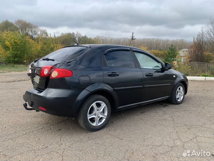Chevrolet Lacetti 1.4 МТ, 2011, битый, 196 222 км