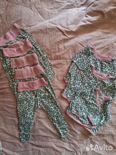Ромпер, комплект ползунков и распашонок