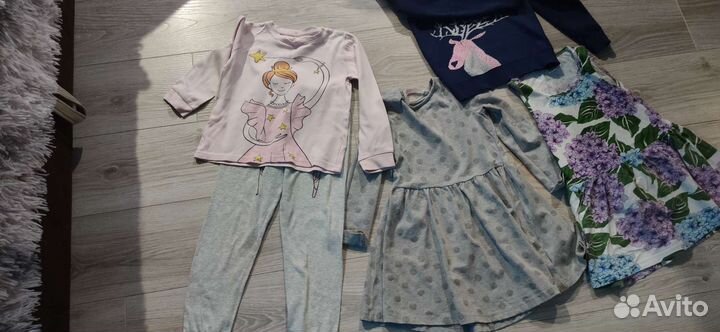 Вещи для девочки пакетом 122-128