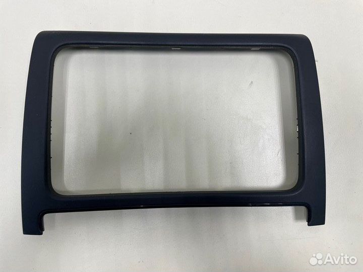 Рамка магнитолы Volkswagen Polo cwvb (1600CC